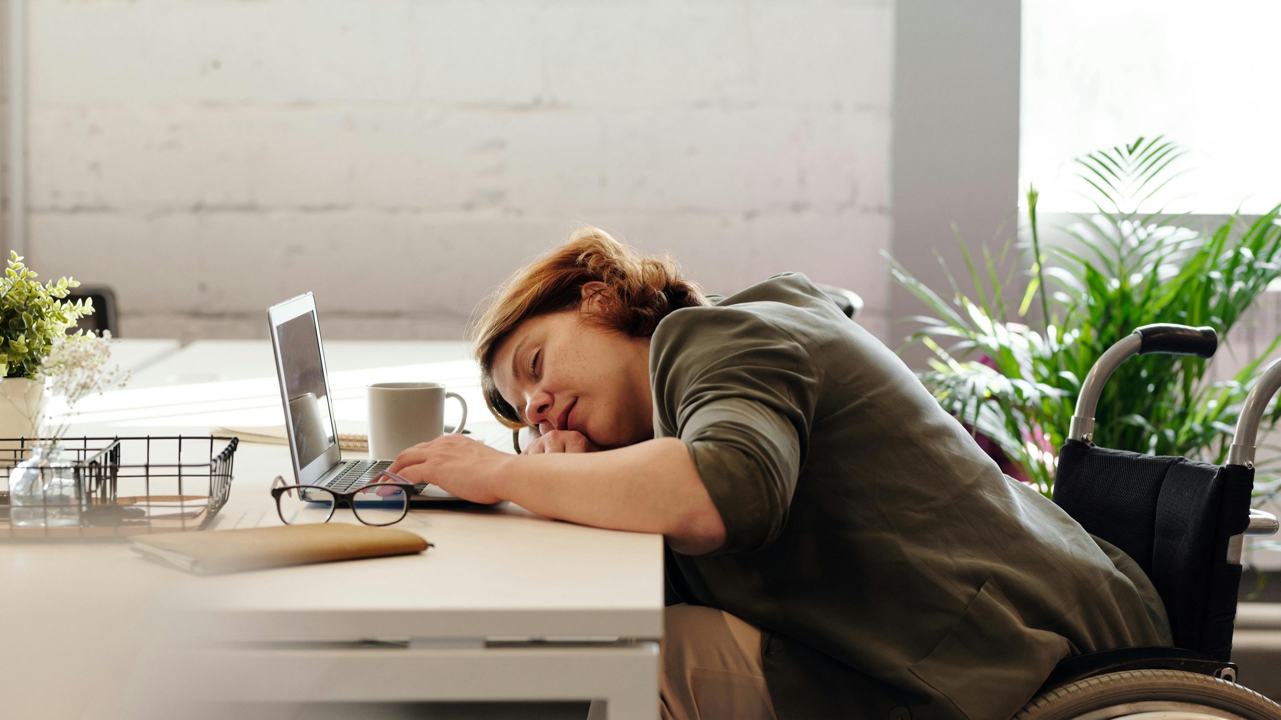 4 Simple Tips to Sleep Better as an SME Business Owner – Staying Calm and in Control